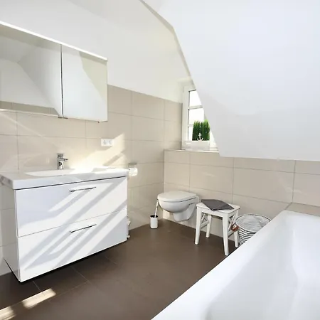 Holiday home Doppelhaushaelfte Austernfischer