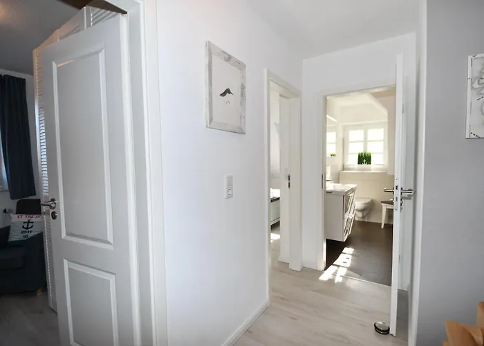 Doppelhaushaelfte Austernfischer * Böhl